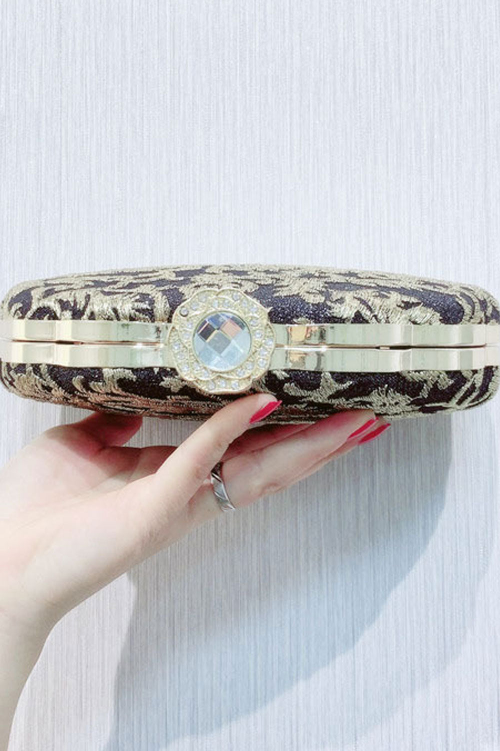 Women Beautiful Long Chain Embroidered party Clutch Bag