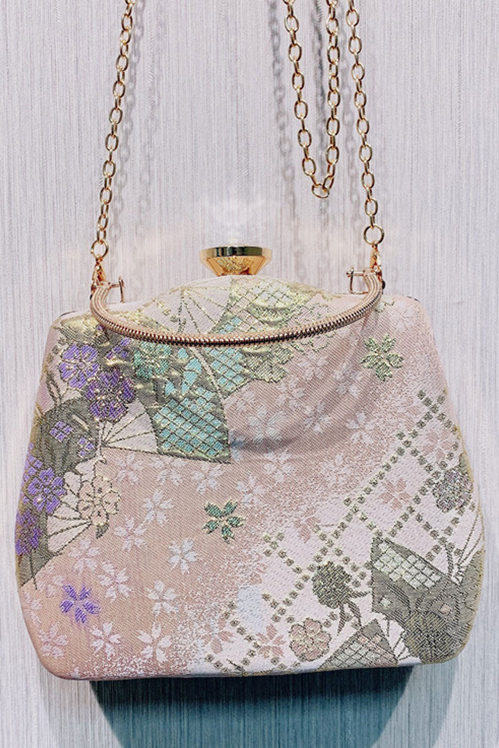 Women Embroidered Antique Style Evining Hanbag