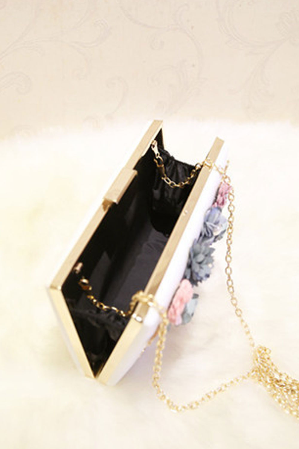 Women Solid Color Flower Decorated Diagonal Clutch Bag