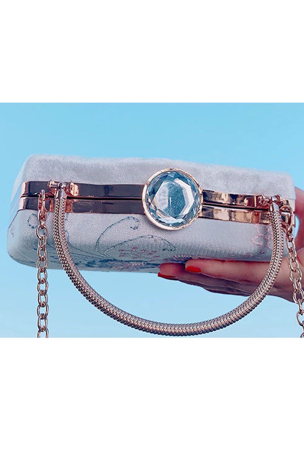 Women Embroidered Antique Style Casual Handbag