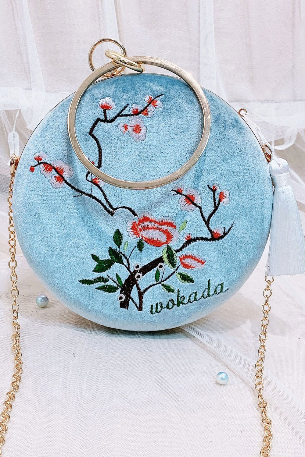 Women Beautiful Embroidery Round Shape Chain Clutch Bag