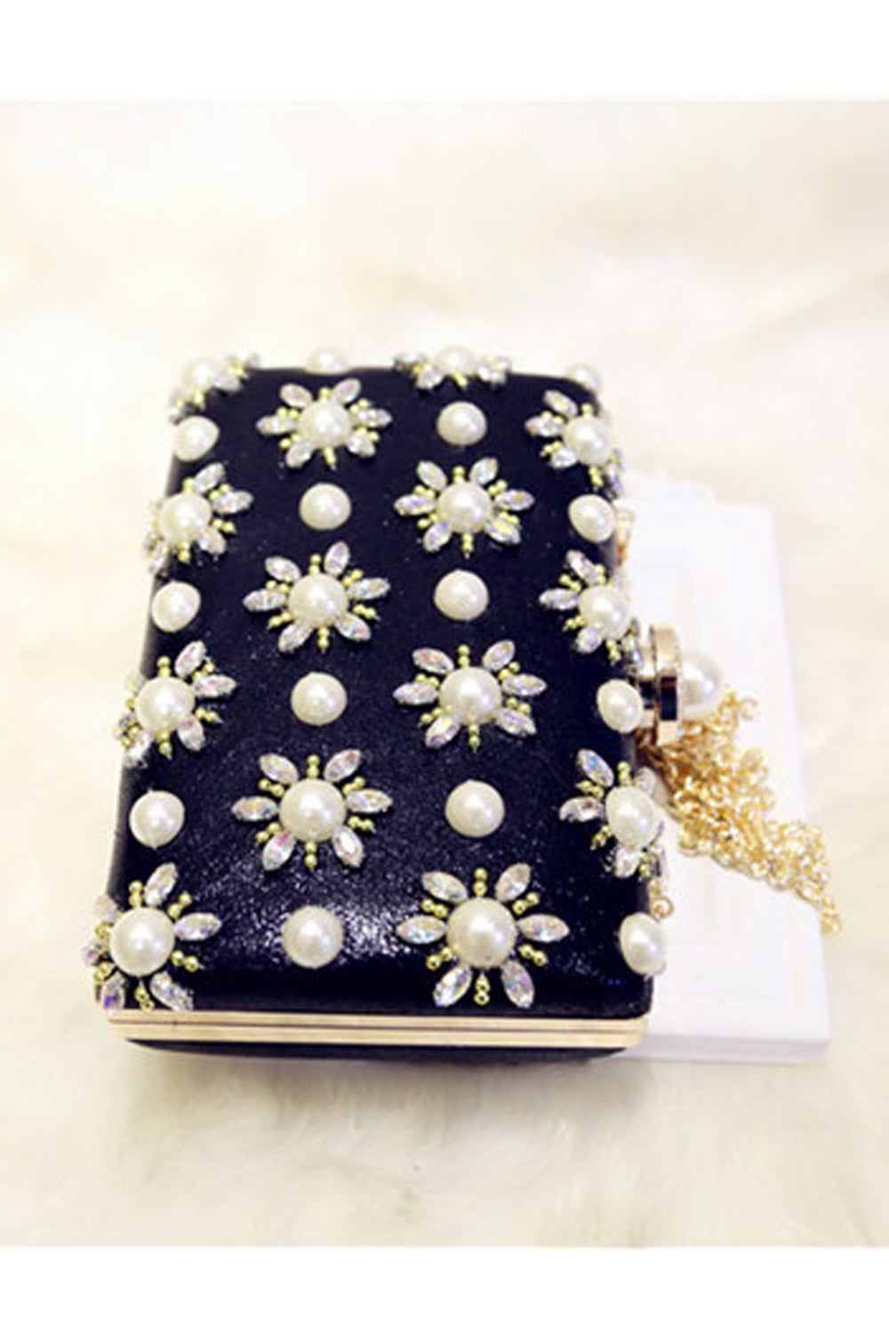 Women Enchanting Pearl Decorated Party Clutch Bag