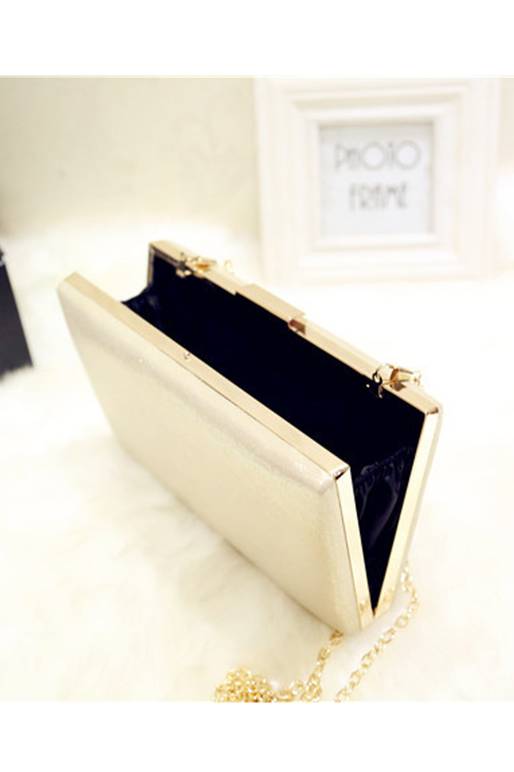 Women Fascinating Strap Clutch Small Hanbag