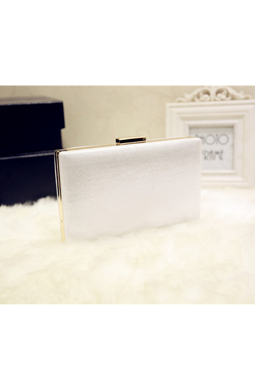 Women Fascinating Strap Clutch Small Hanbag