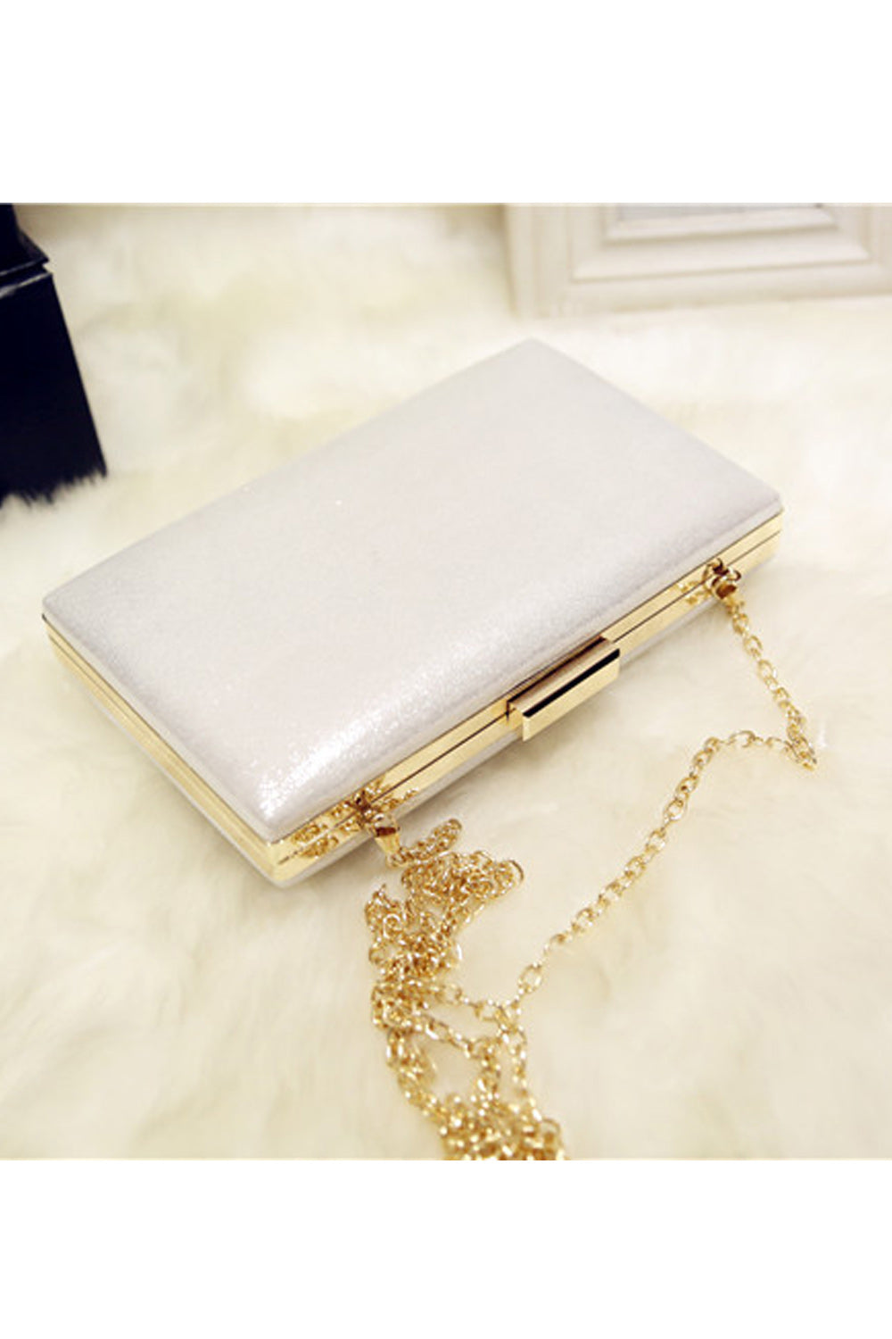 Women Fascinating Strap Clutch Small Hanbag
