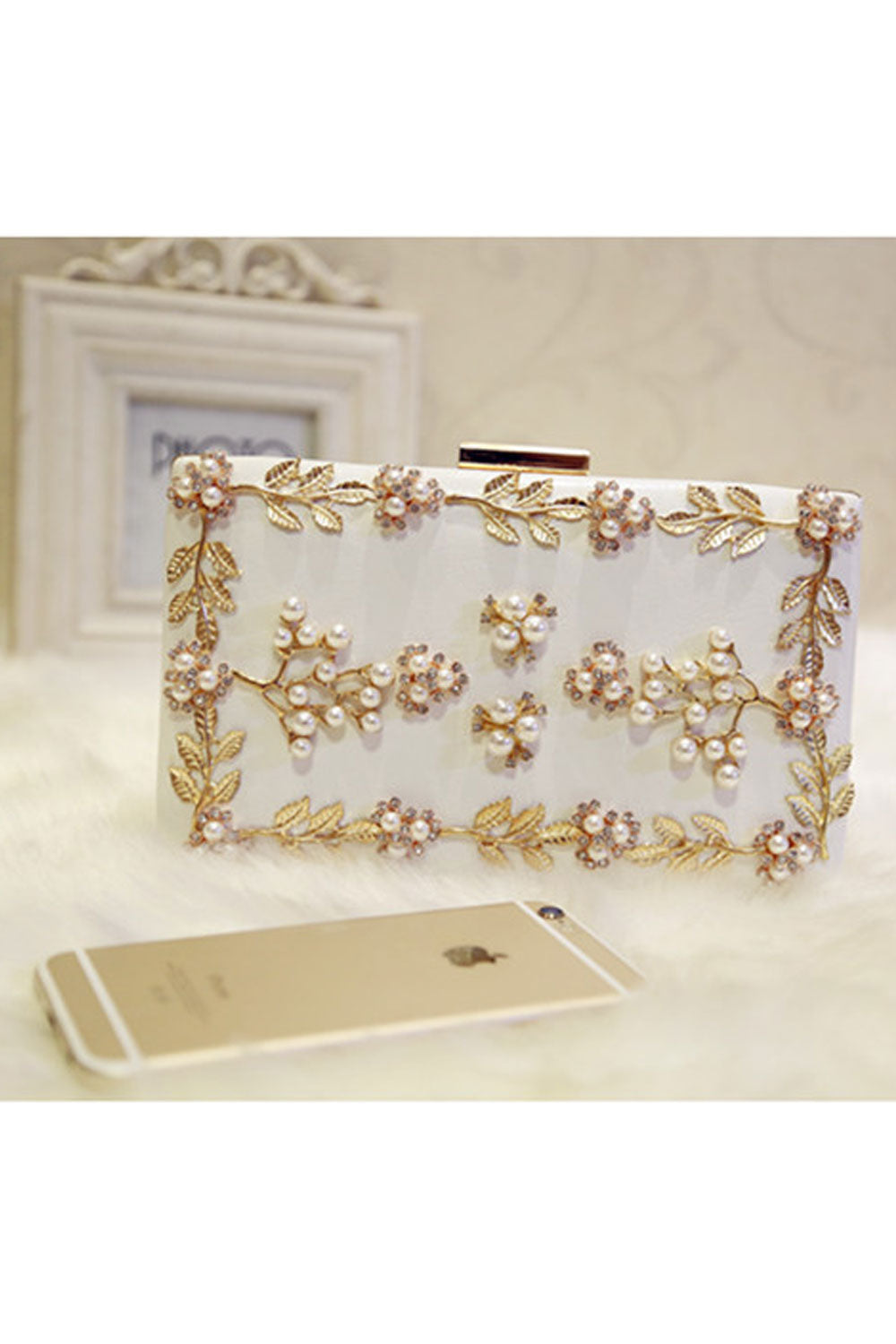 Women Leaf Pearls Decorated Chain Clutch Bag