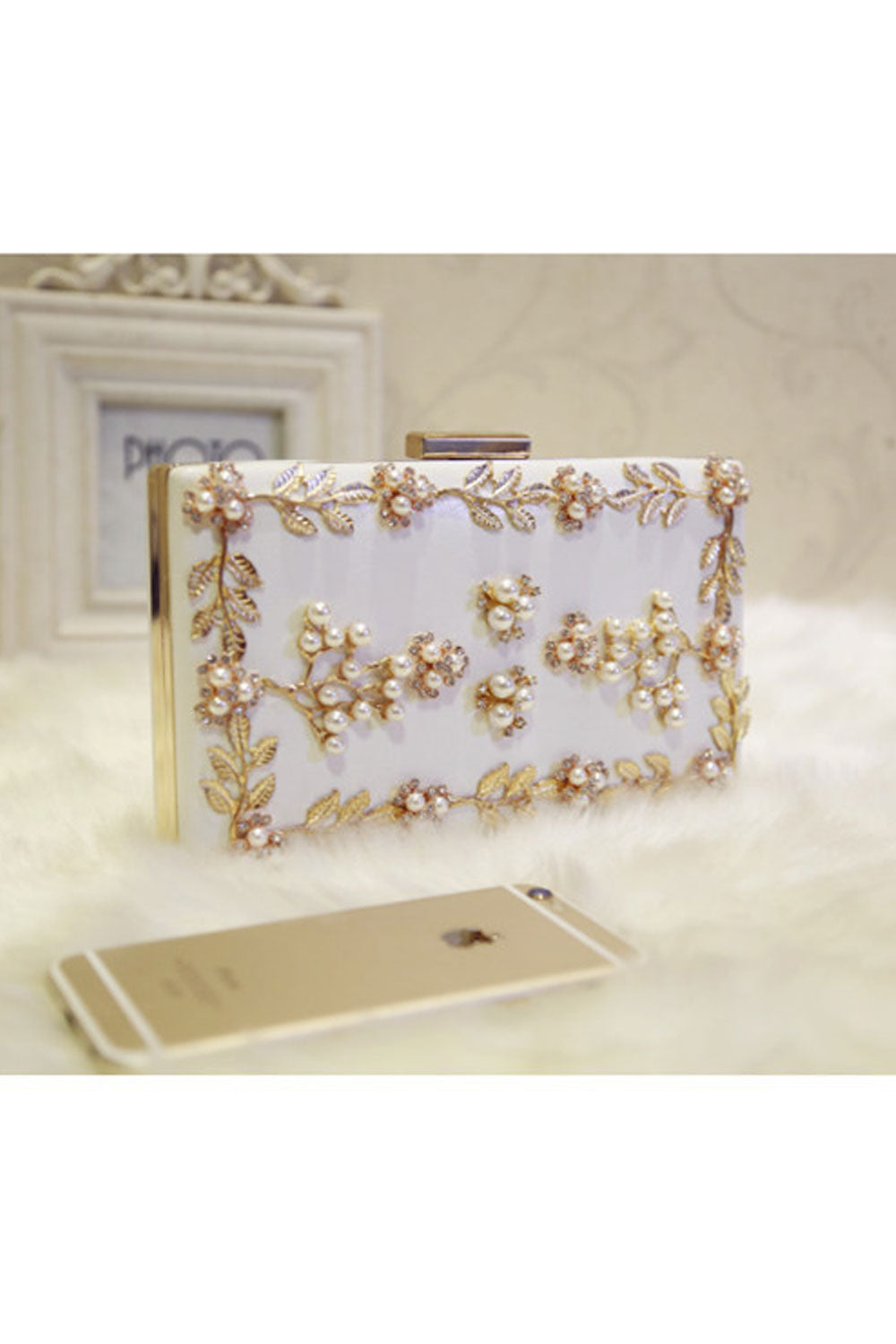 Women Leaf Pearls Decorated Chain Clutch Bag
