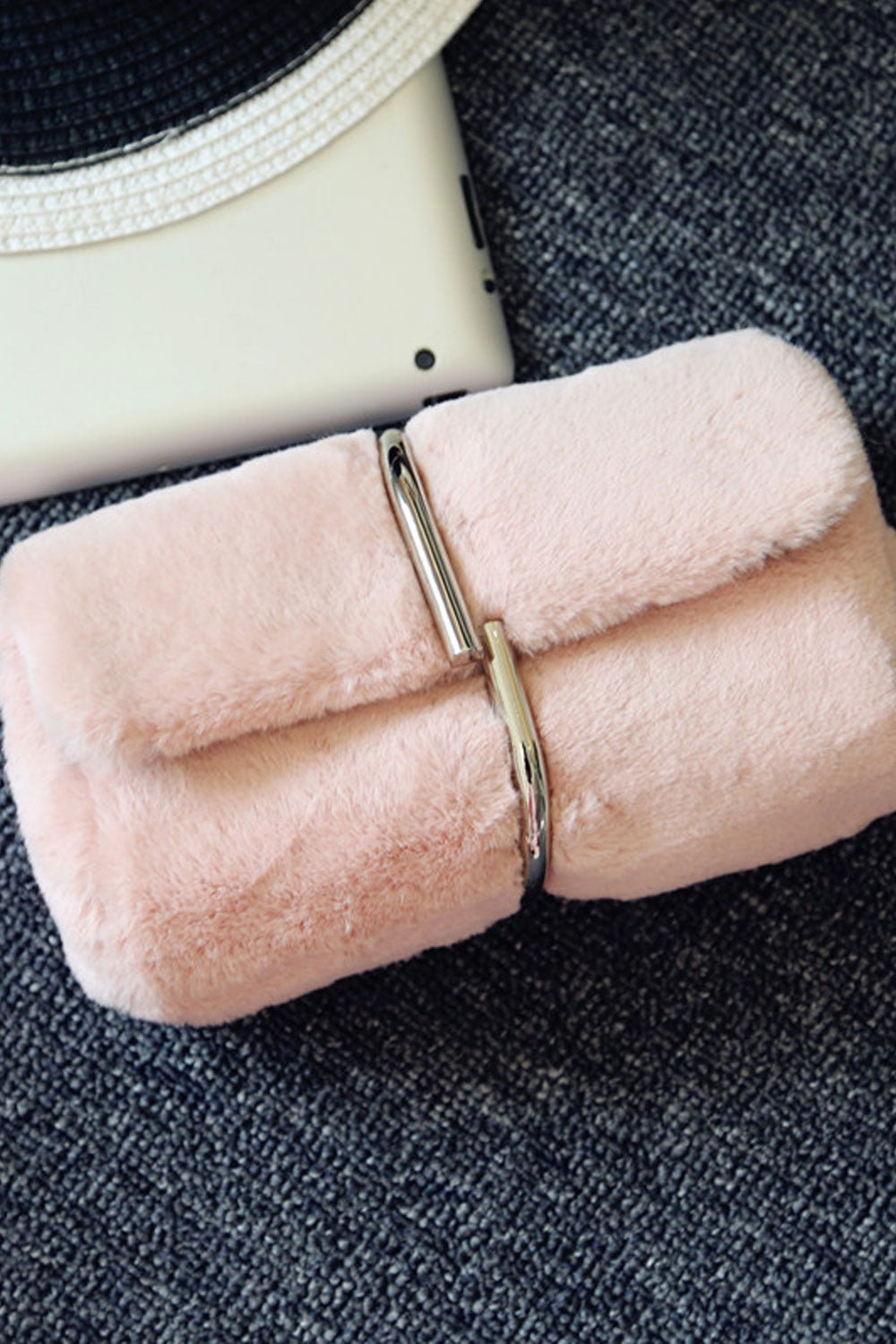 Women Beautiful Rabbit Hair Chain Handle Small Bag