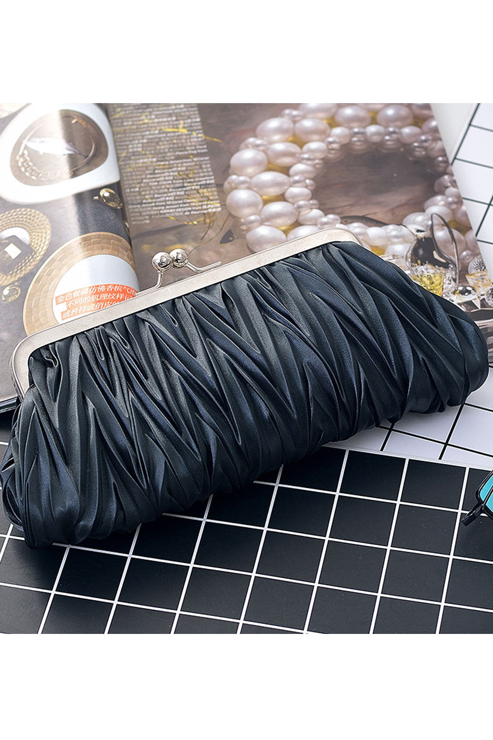 Women Stylish Pleated Pattern Dinner Clutch Bag