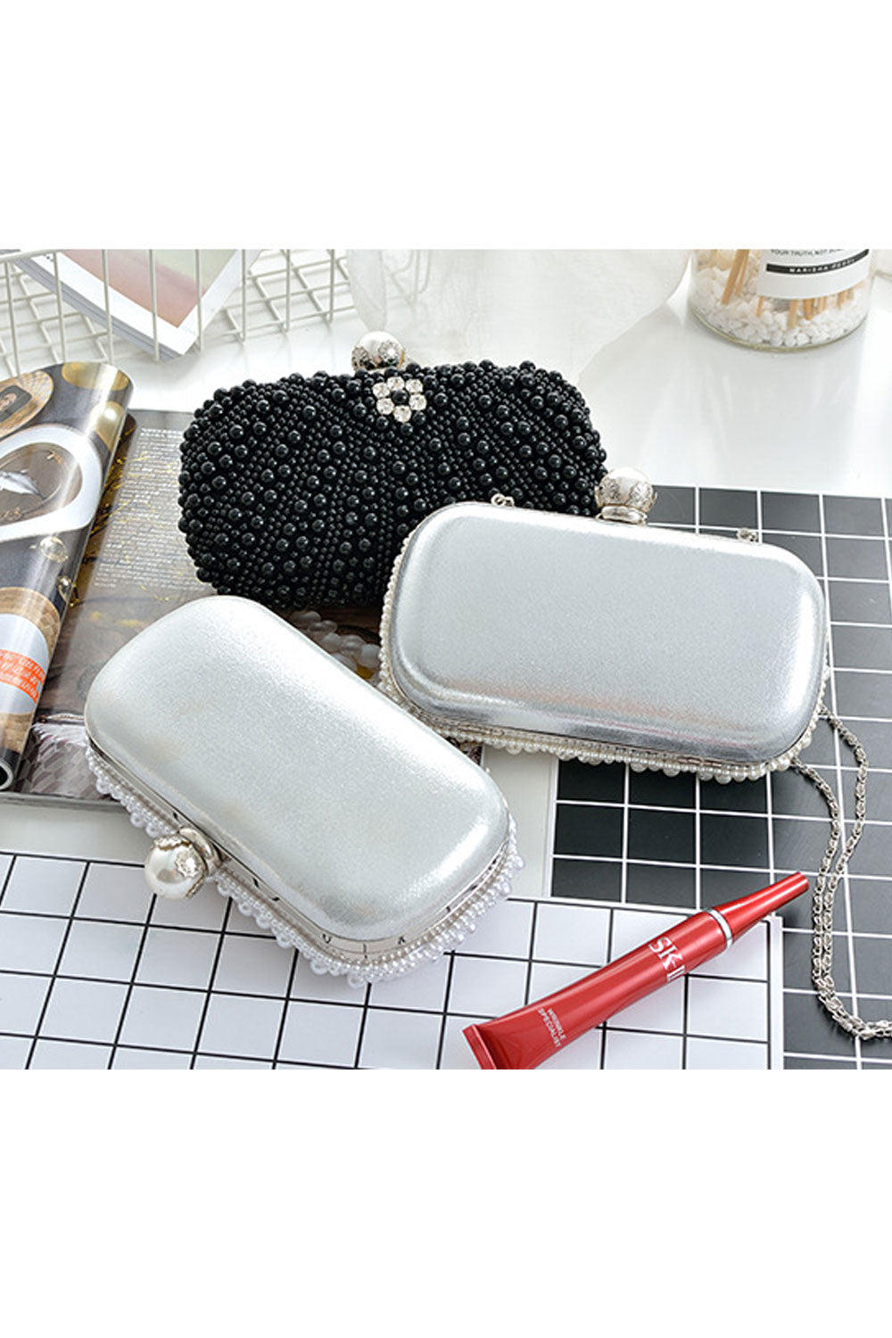 Women Fascinating Pearls Decorated Party Clutch