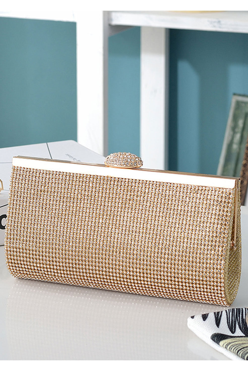 Women Shiny Beads Decorated Fashion Clutch Bag