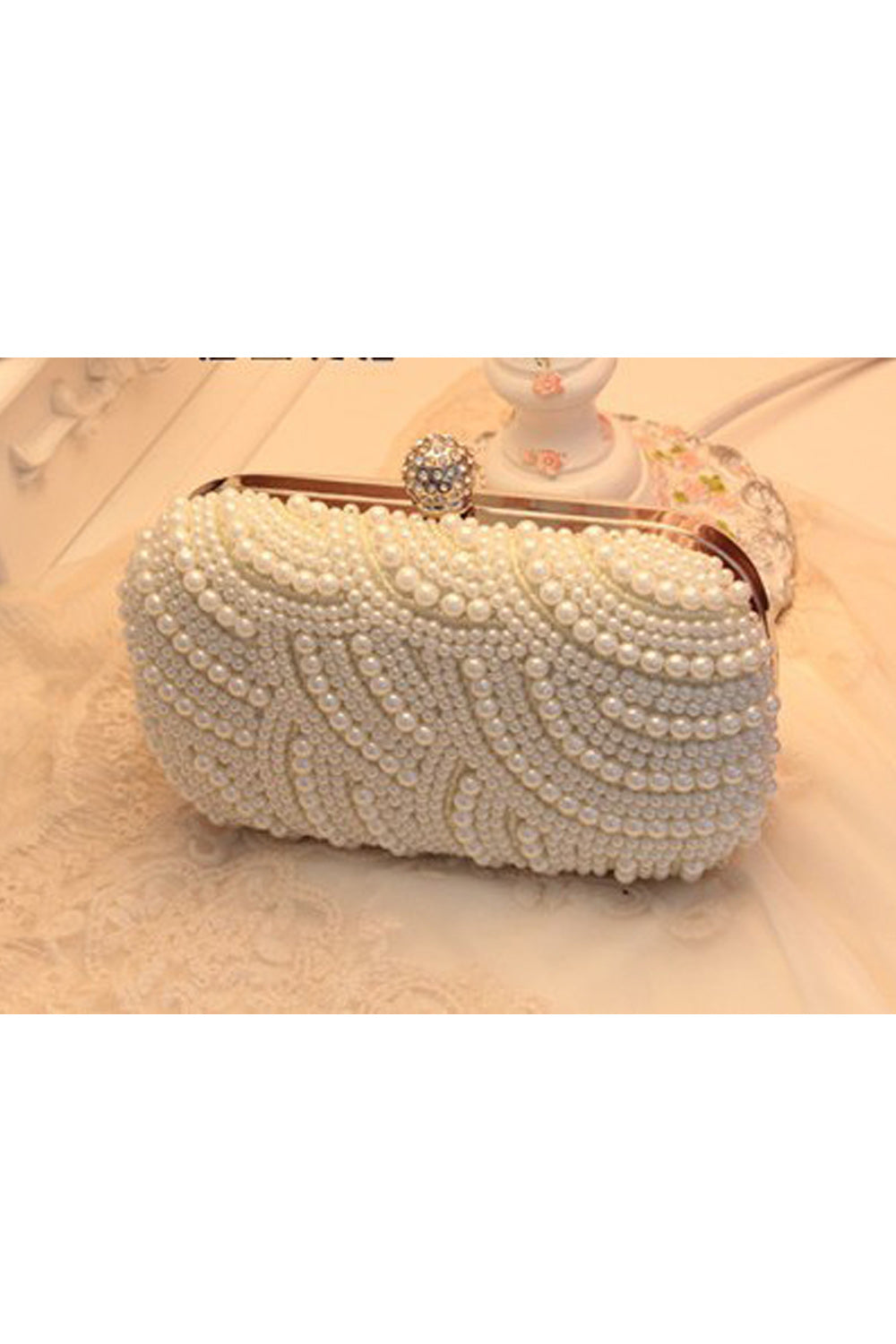 Women Lock Closer Pearls Decorated Fashionable Clutch
