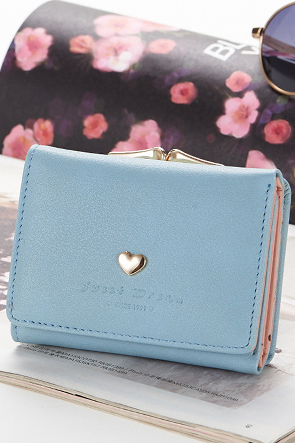 Women Tiny Heart Zipper Closure Two Folds Wallet