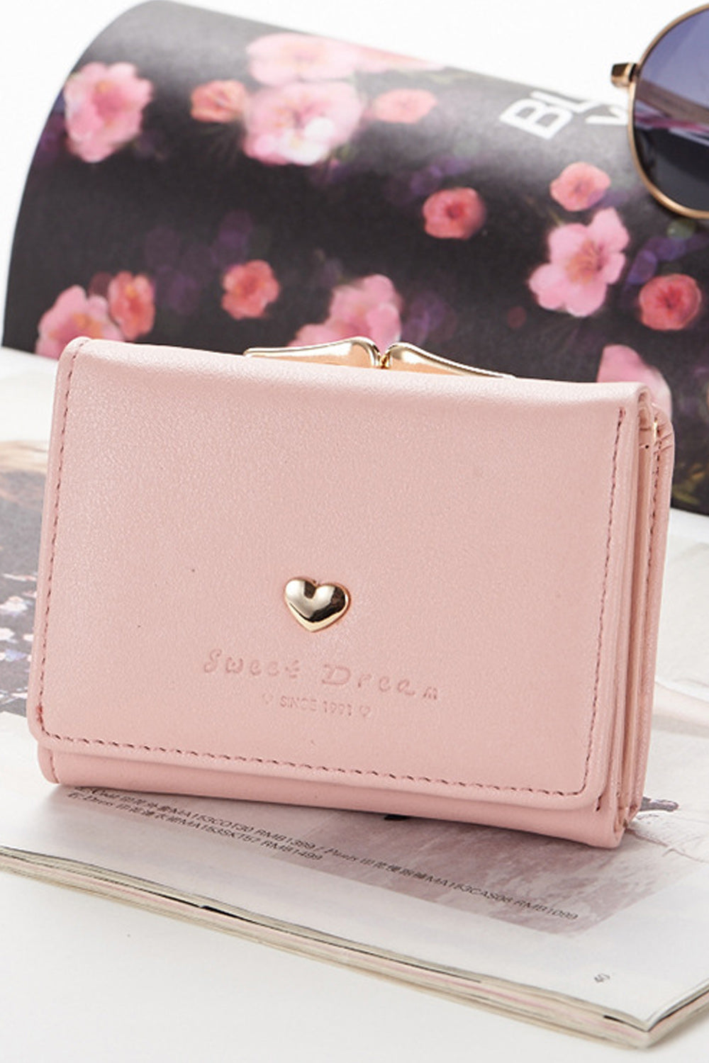 Women Tiny Heart Zipper Closure Two Folds Wallet