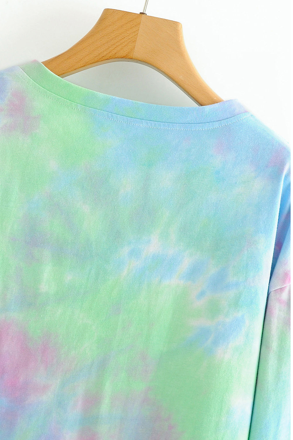 Women Round Neck Shaded Color Magnificent Long Sleeve Soft Sweatshirt