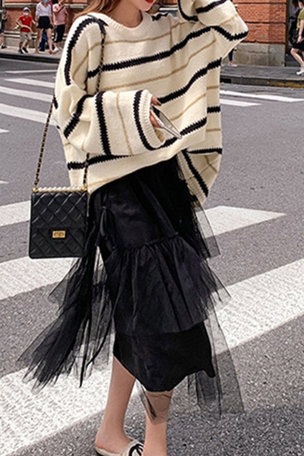 Women Loose Fit Striped Pattern Long Sleeve Winter Sweater