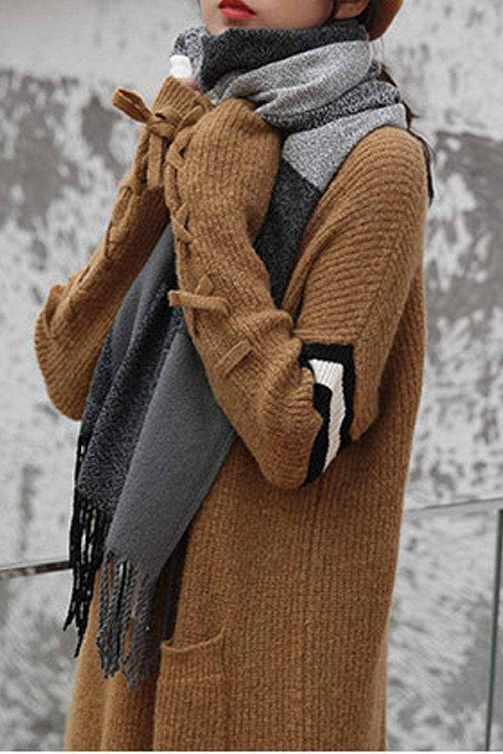 Women Lightweight Tassel Decorated Classy Muffler