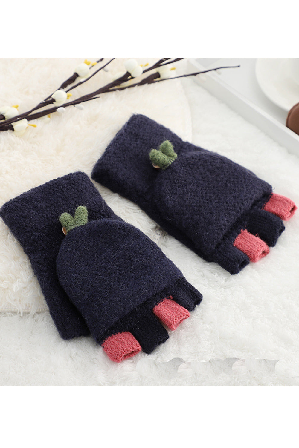 Women Fashionable Half Fingers Solid Pattern CoThis warm and thick knitted gloves designed for women having solid colored. It wi