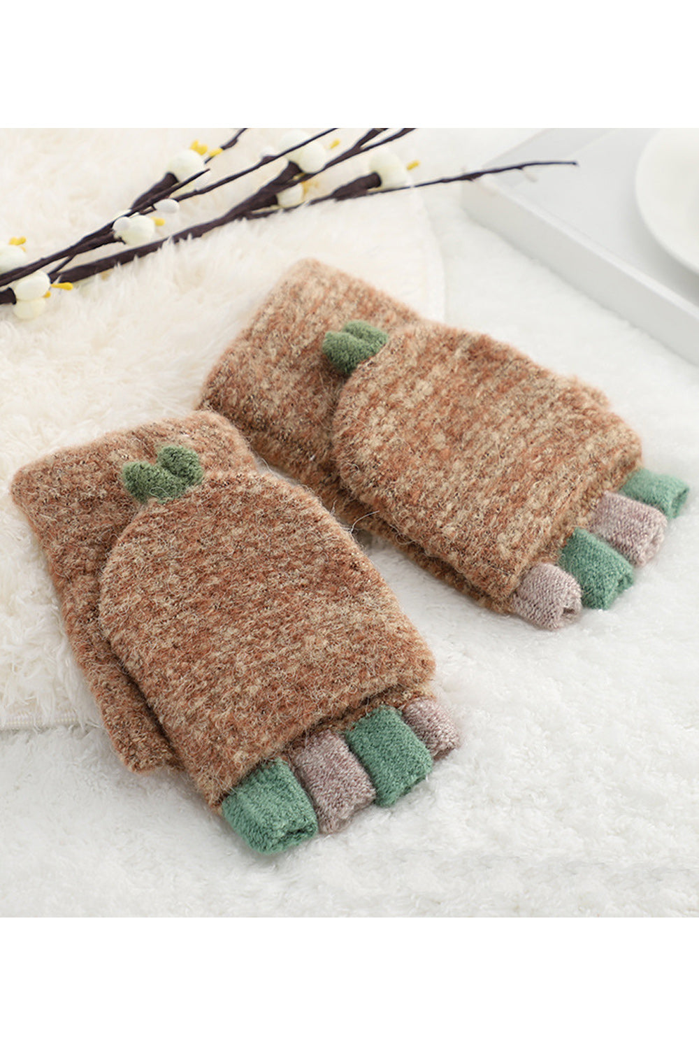 Women Fashionable Half Fingers Solid Pattern CoThis warm and thick knitted gloves designed for women having solid colored. It wi