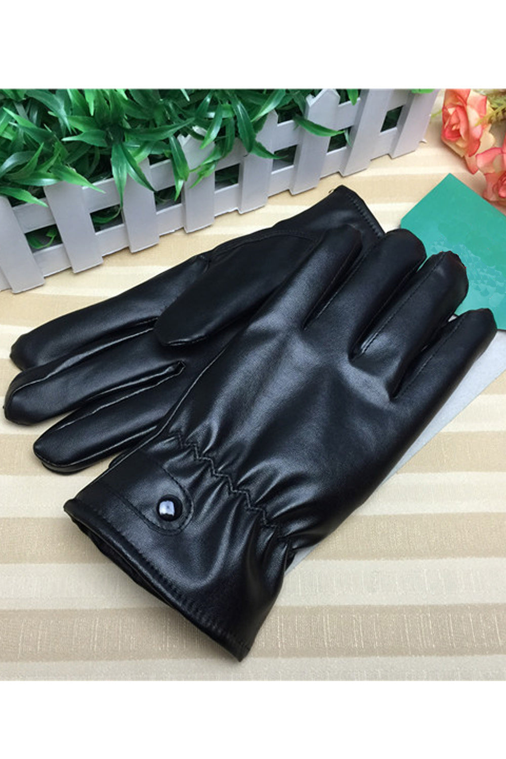 Women Elasticated Wrist Solid Colored Warm PU Gloves