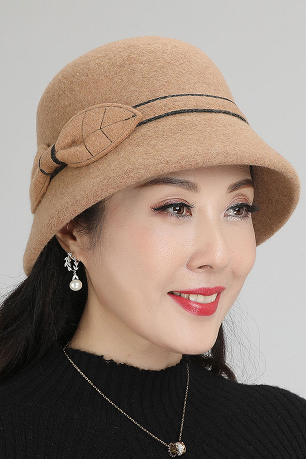 Women Warm Solid Colored Outdoor Windproof Elegant Beret Hat