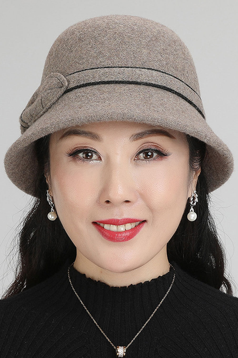 Women Warm Solid Colored Outdoor Windproof Elegant Beret Hat