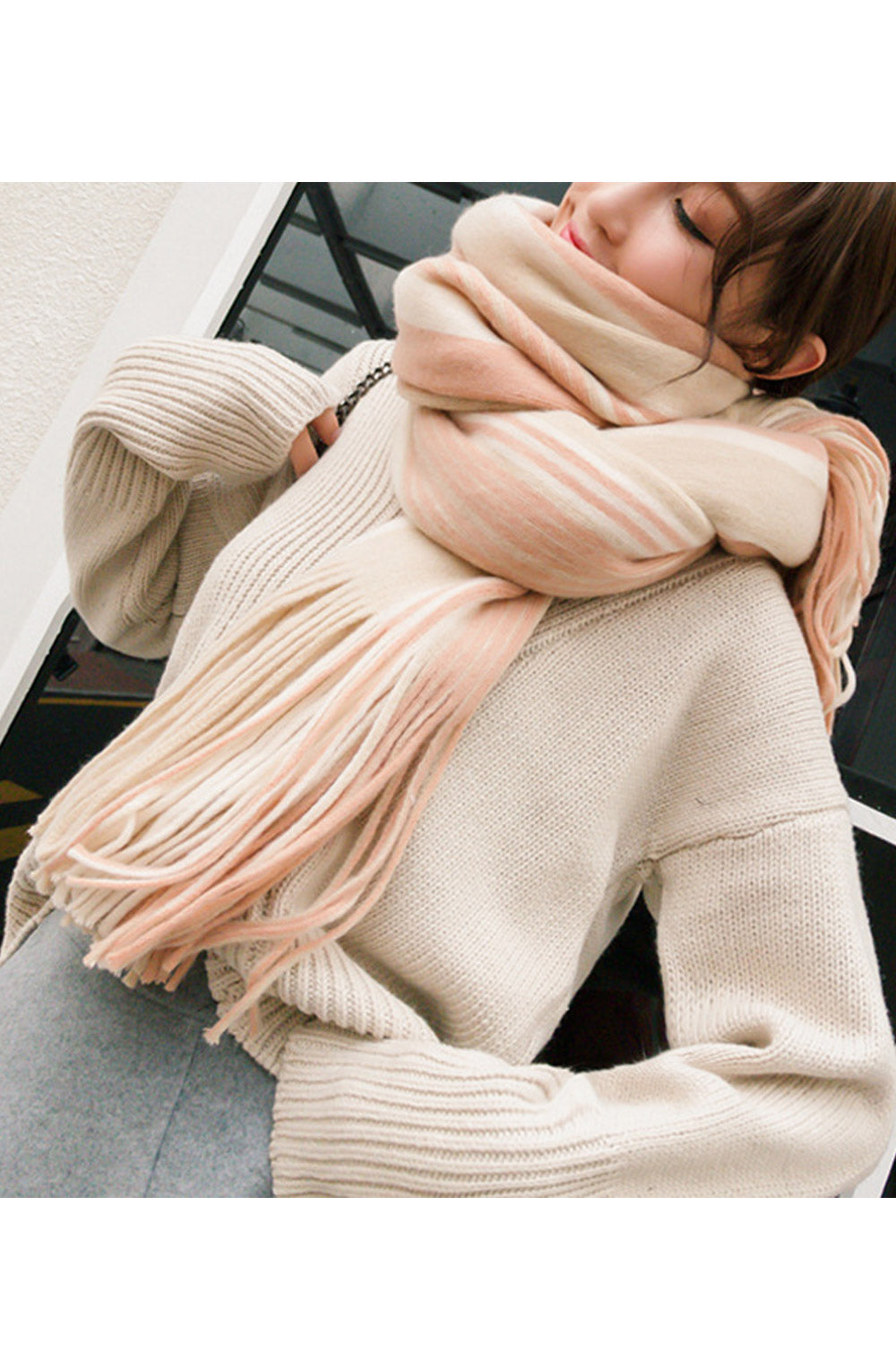 Women Tassel Decorated Long Length Stripe Pattern Cashmere Muffler