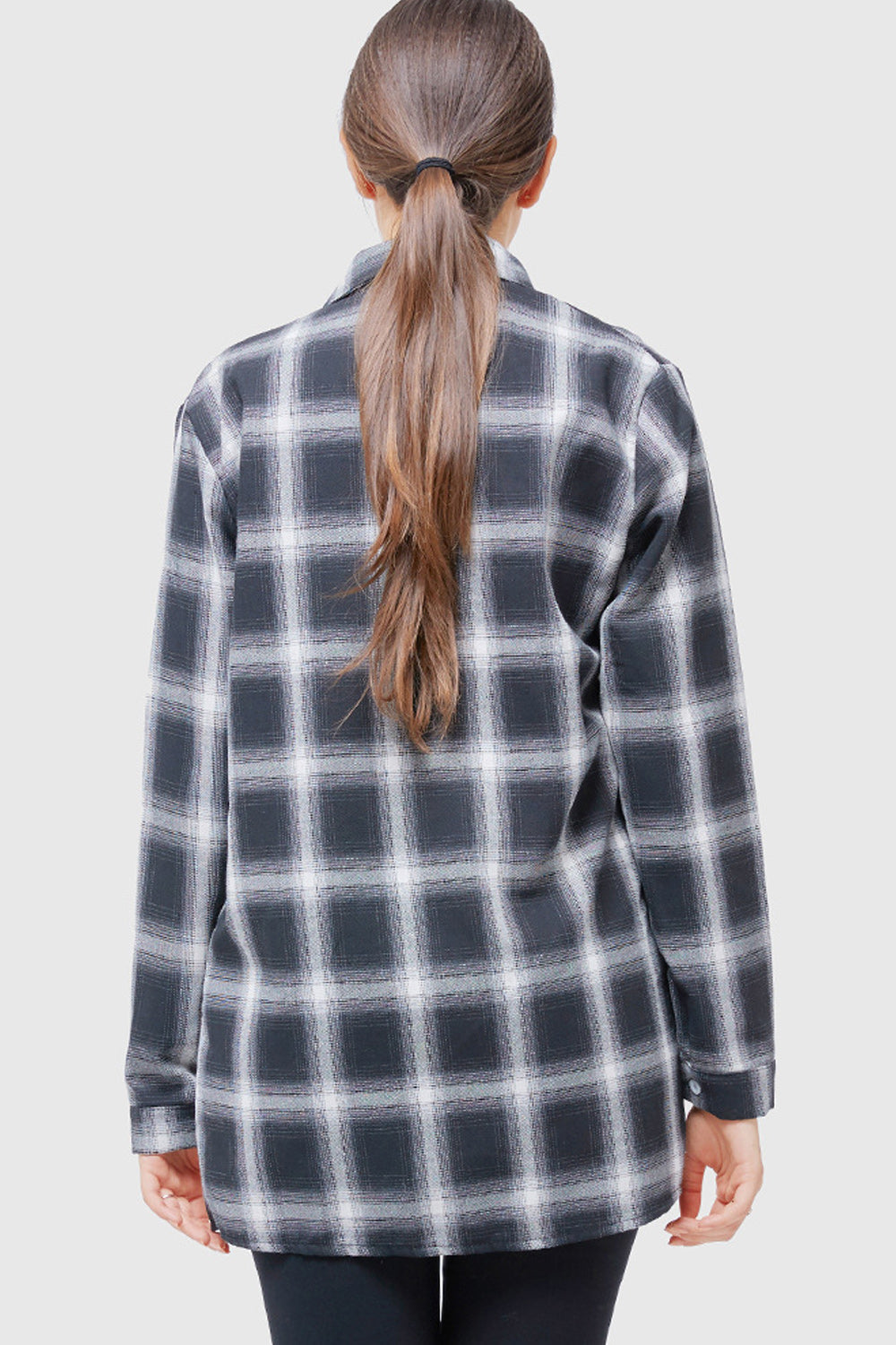Women Pretty Collar Neck Button Closure Long Sleeve Plaid Pattern Shirt