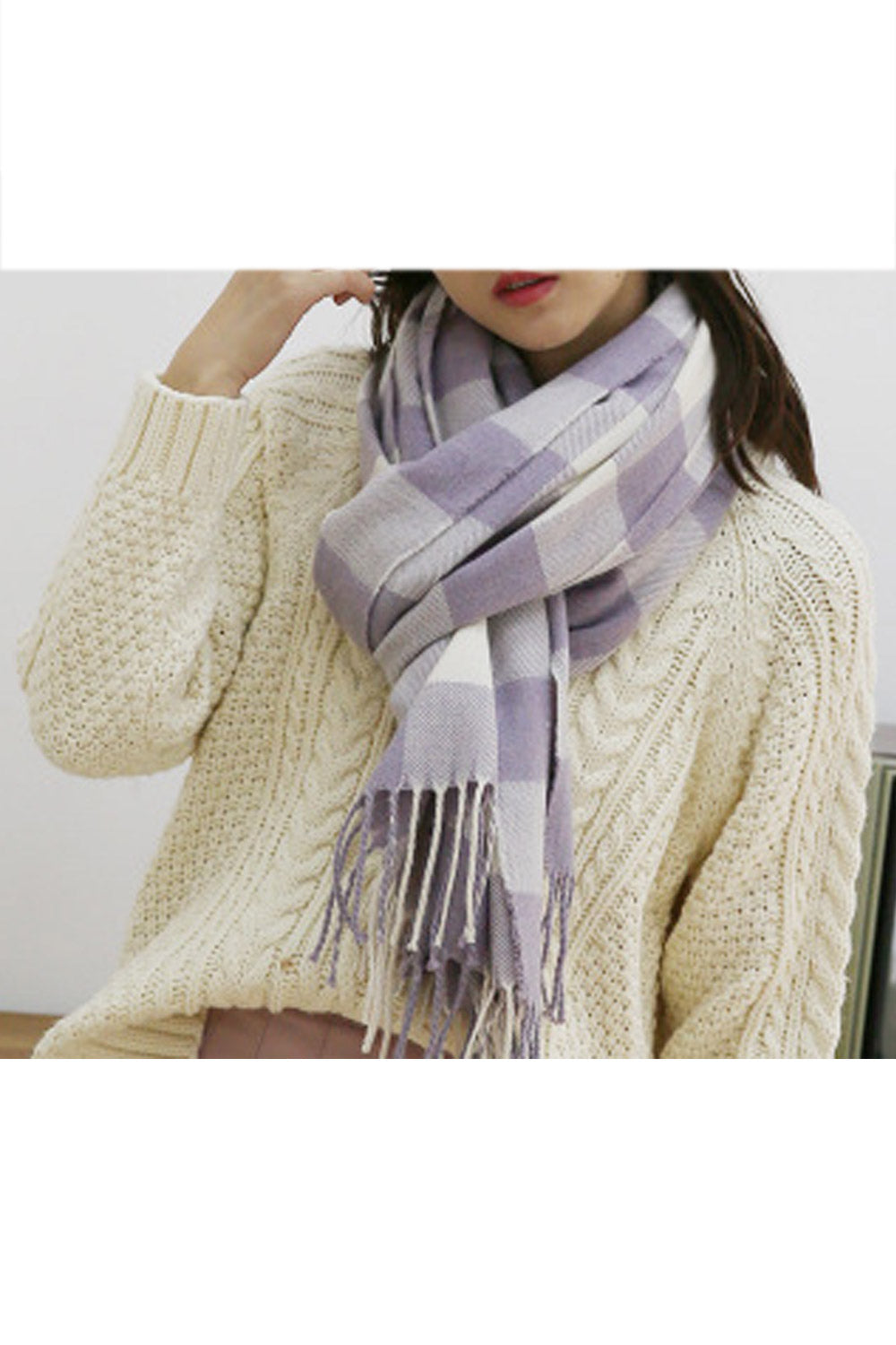 Women Tassel Hem Lovely Plaid Pattern Warm Muffler