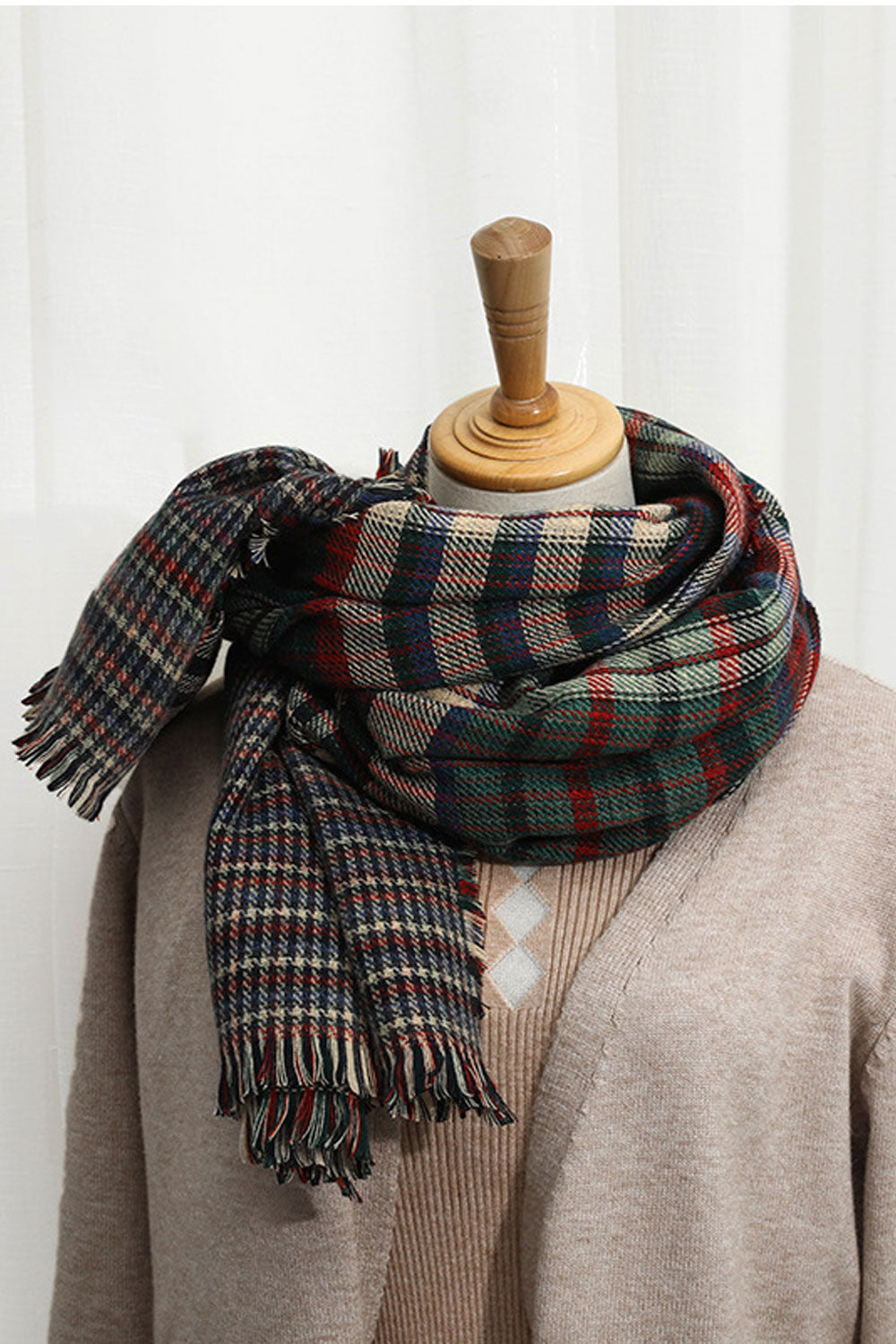 Women Plaid Pattern Comfortable Cozy Muffler