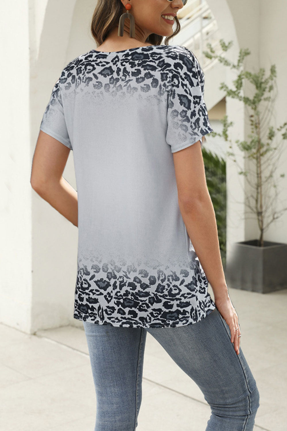 Women Short Sleeve Leopard Pattern Round Neck Breathable Soft T-Shirt