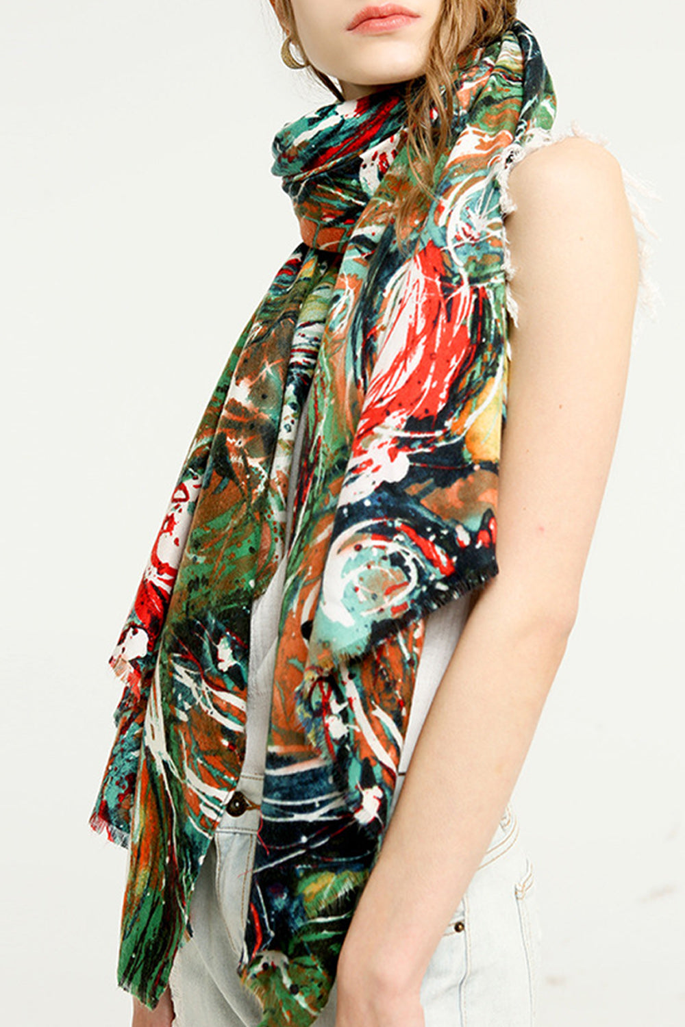 Women Magnificent Styled Printed Pattern Warm Muffler