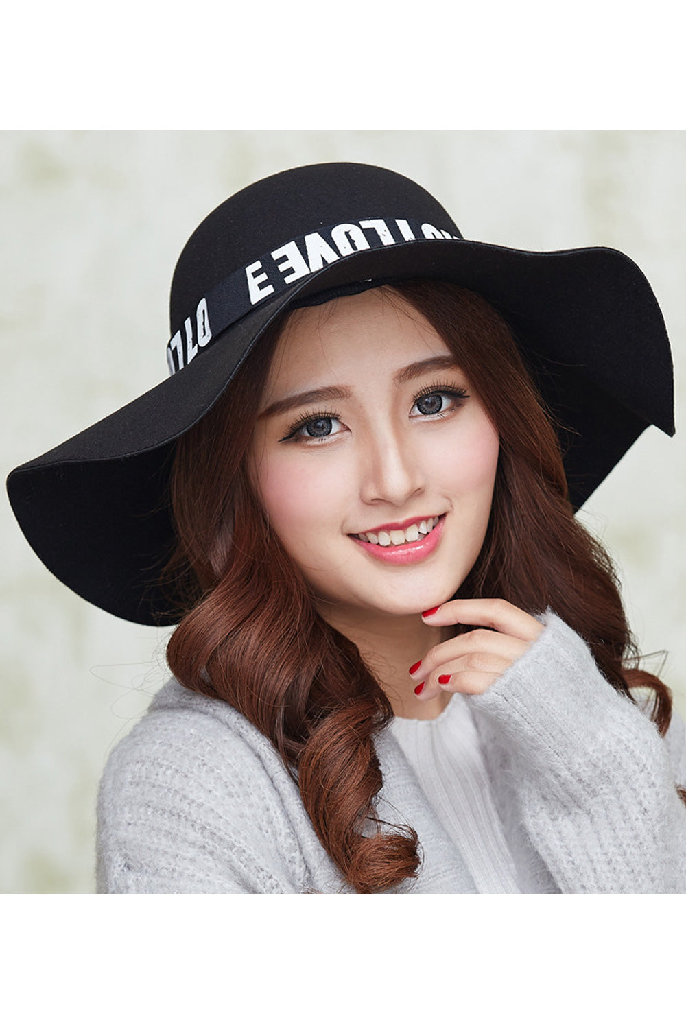 Women Letter Pattern Dome Style Casual Beret Hat