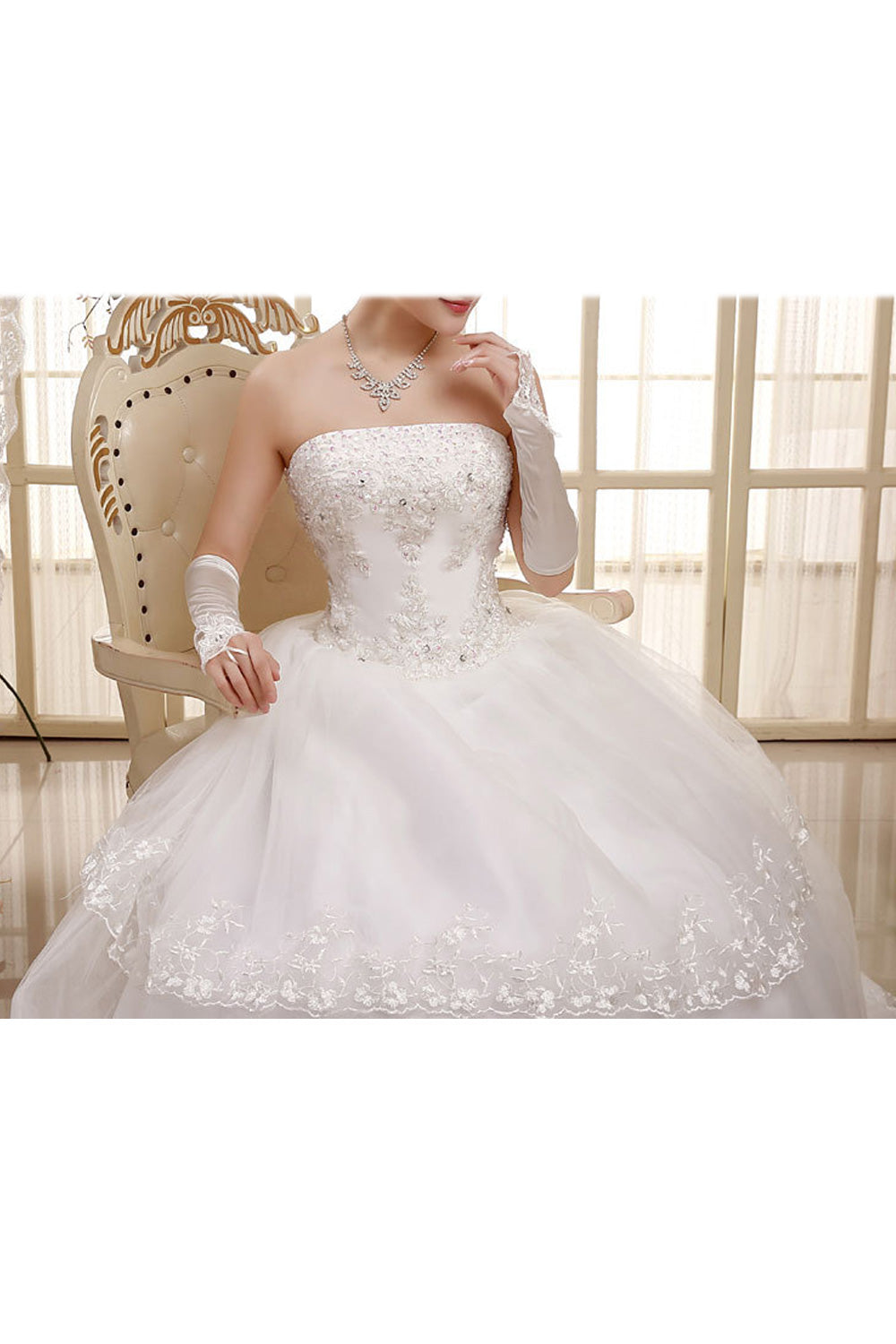 Women Solid Pattern Elegant Embroidered Style Charming Wedding Dress