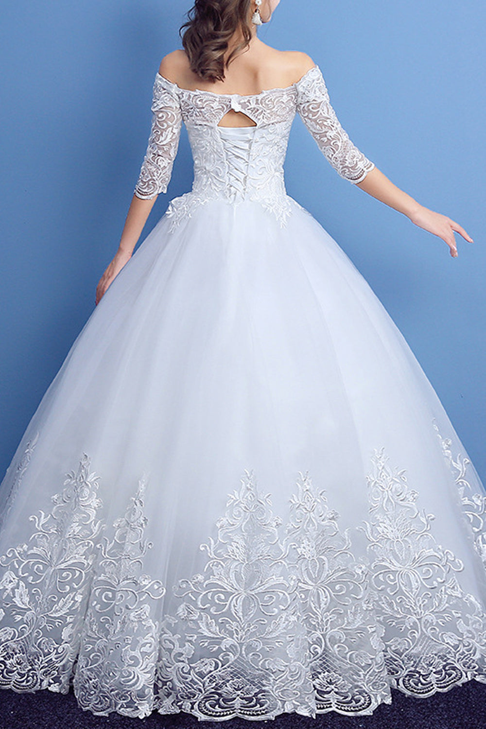 Women Lace Decorated Slim Wedding Dress