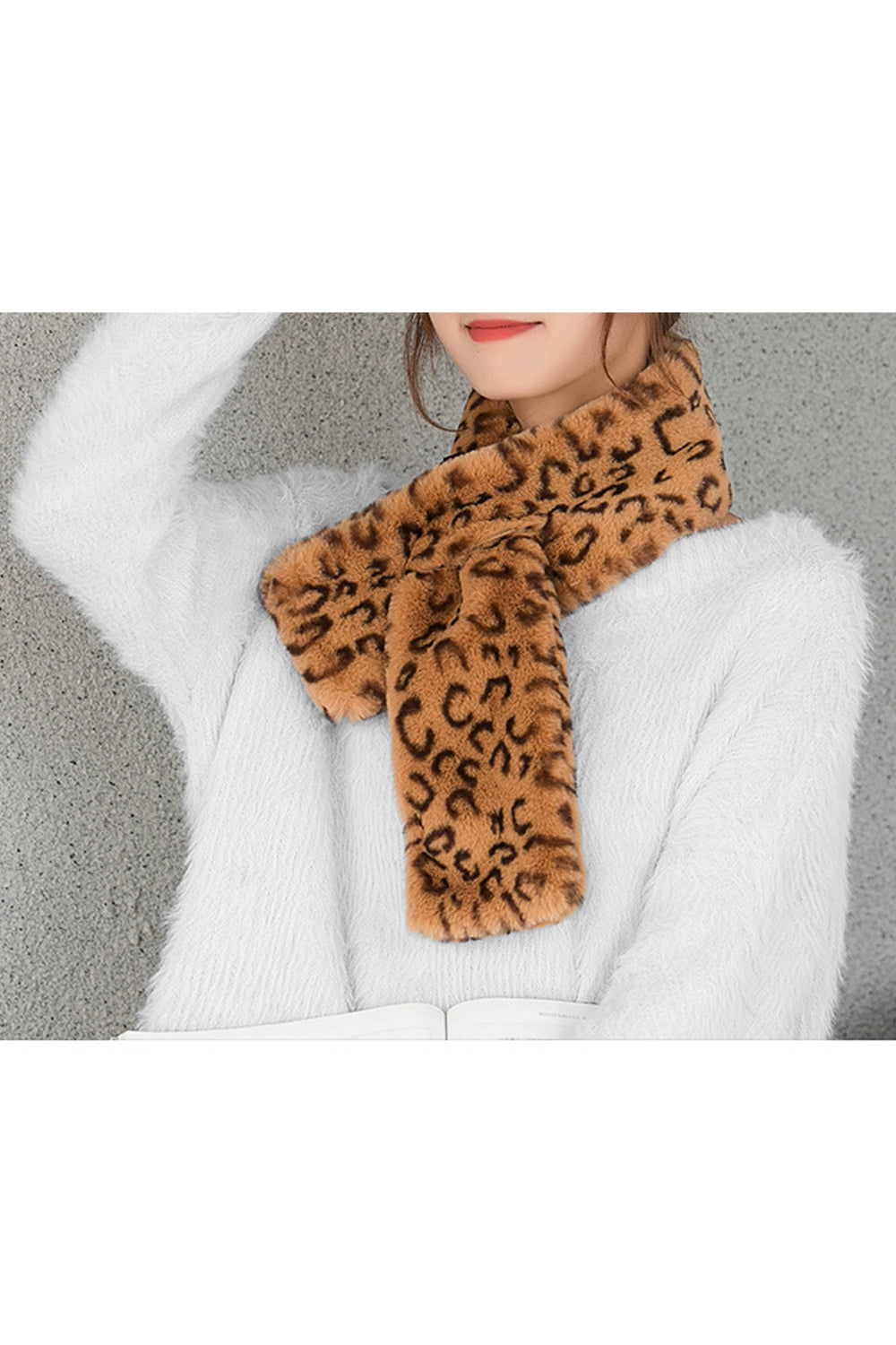Women Wild Fashion Leopard Printed Muffler