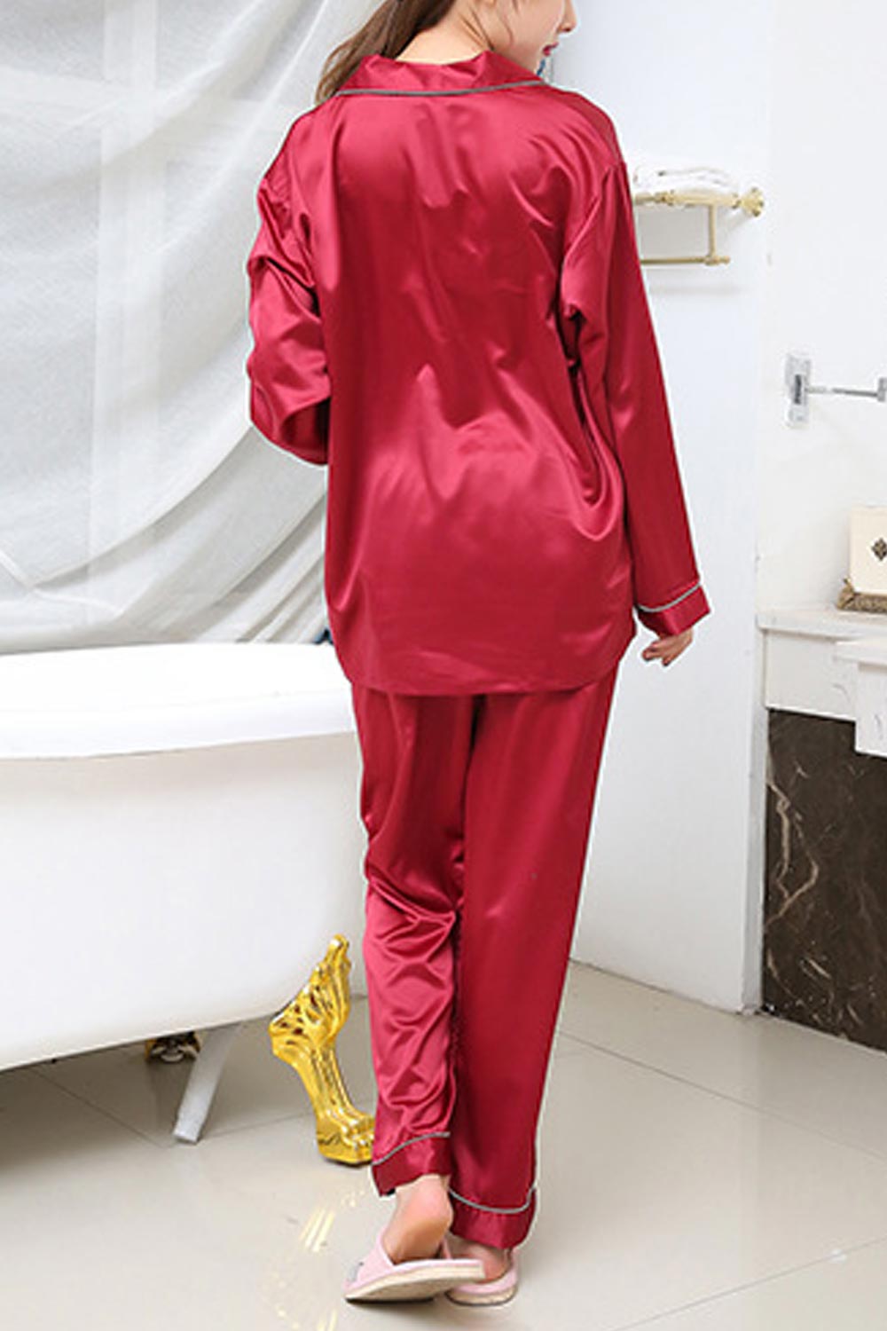 Women Solid Colored Loose Sleeping Suit