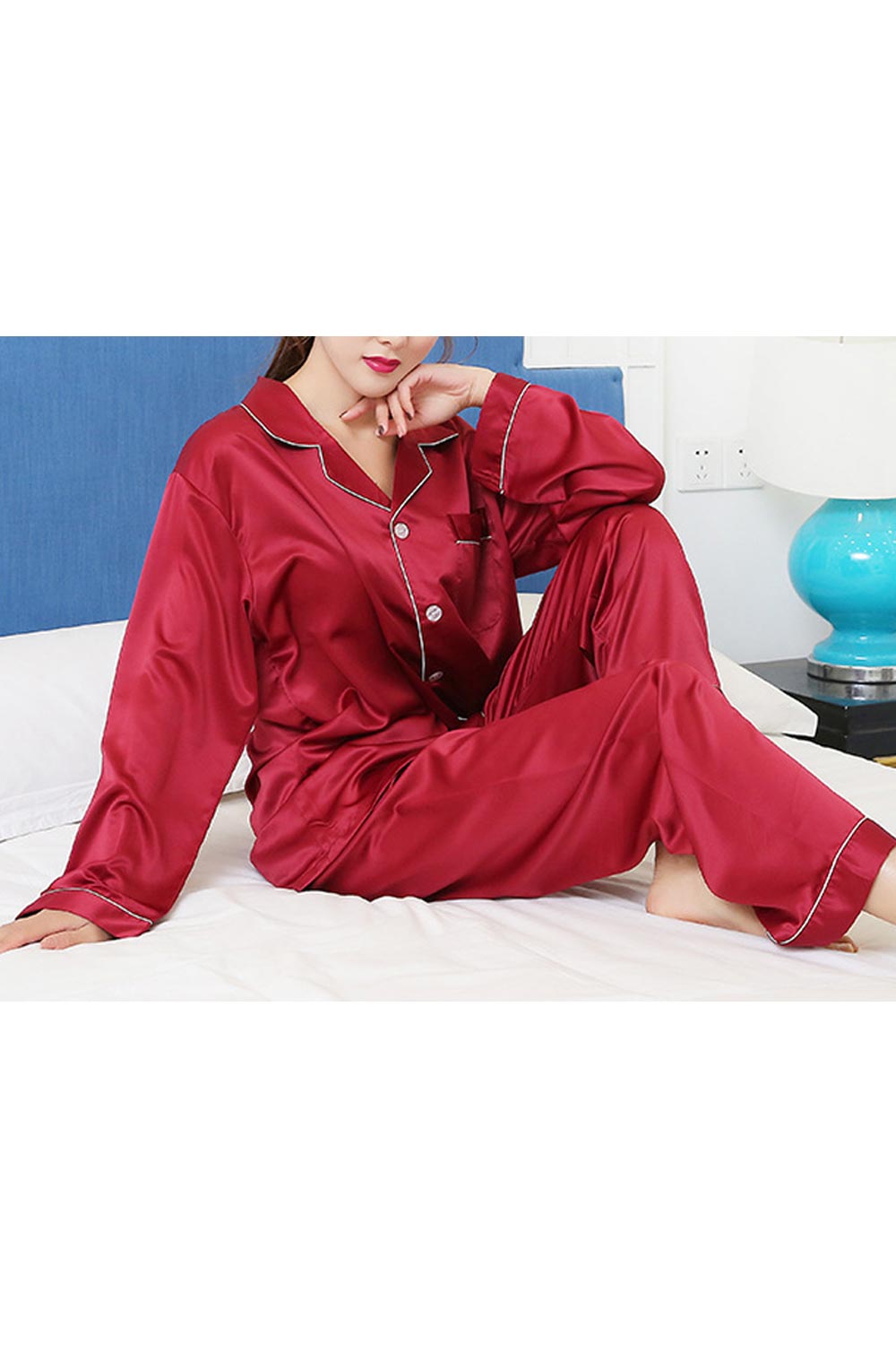 Women Solid Colored Loose Sleeping Suit