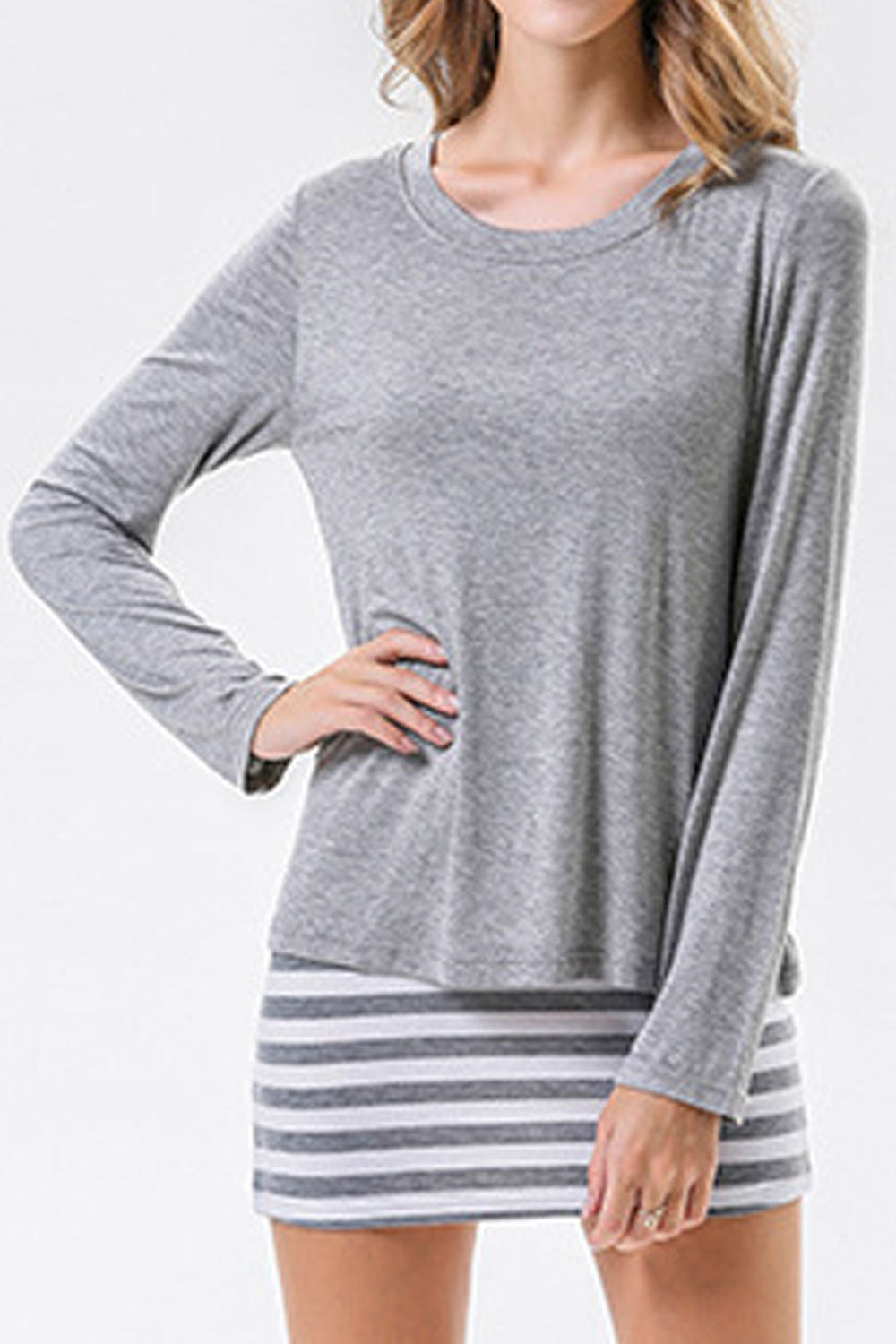 Women Round Neck Striped Hem Top