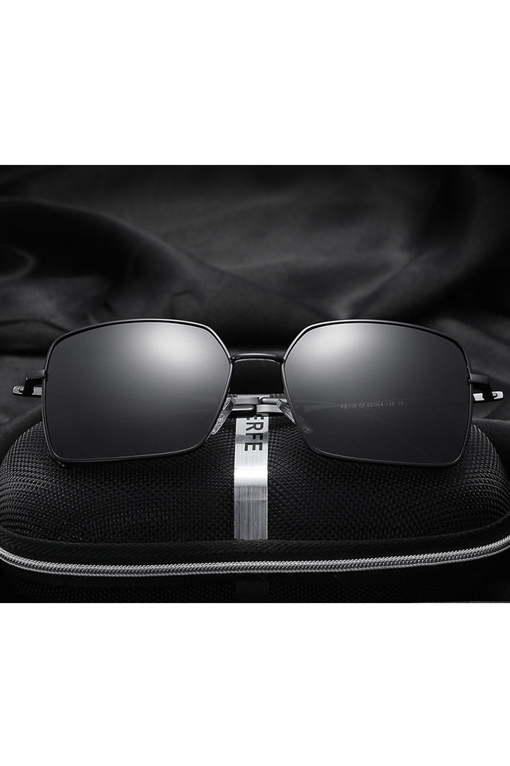 Men Square Metal Frame Polarized Sunglass