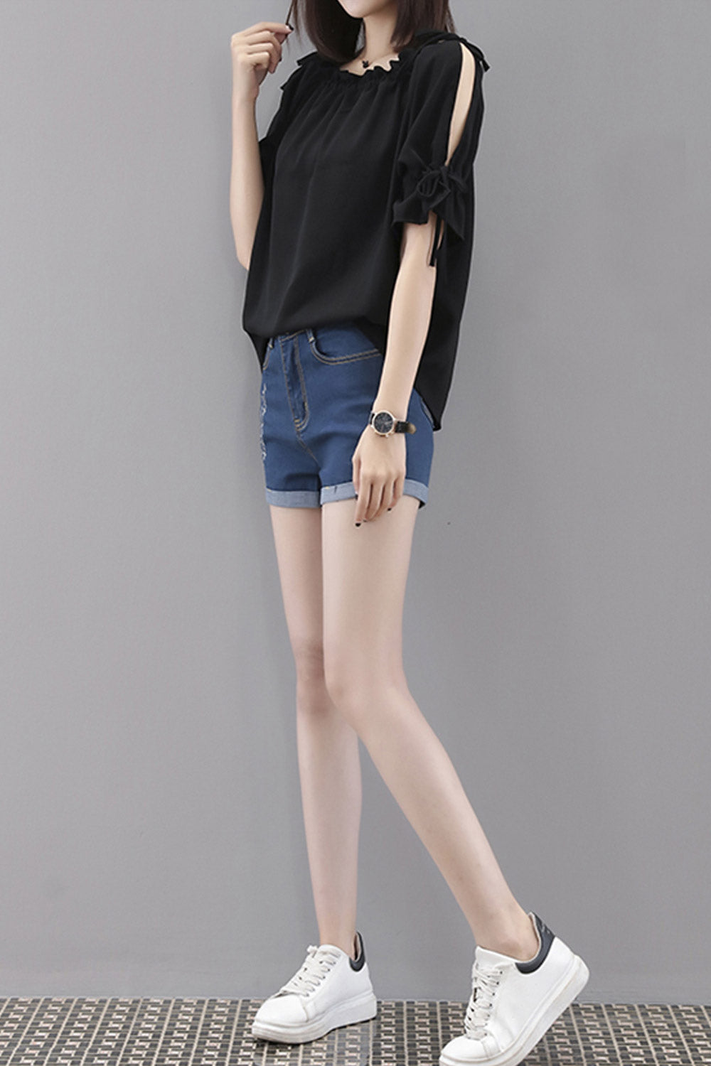 Women Tie Sleeve Round Neck Summer Blouse