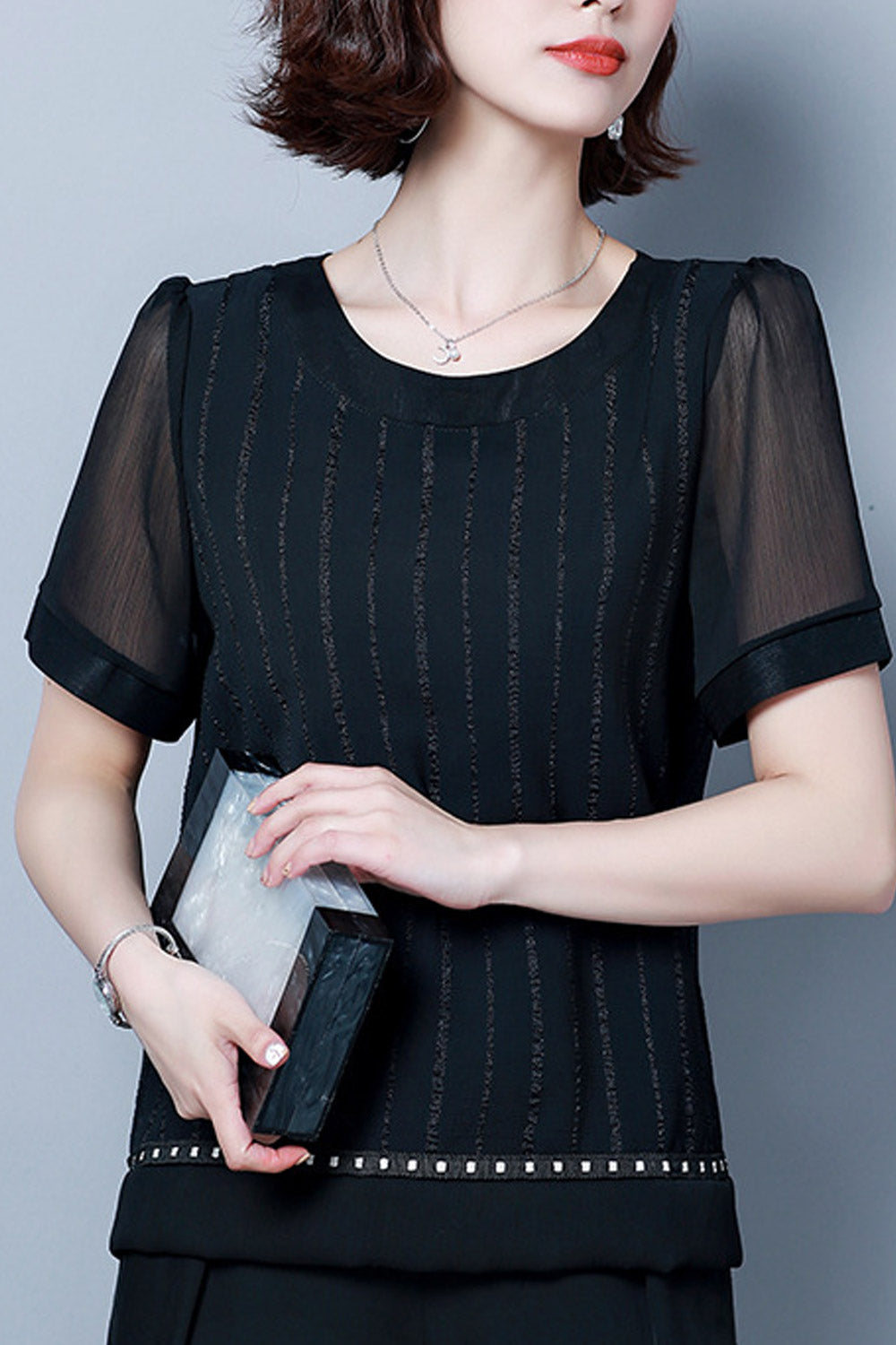 Women Short Sleeve Designed Hem Chiffon Shirt