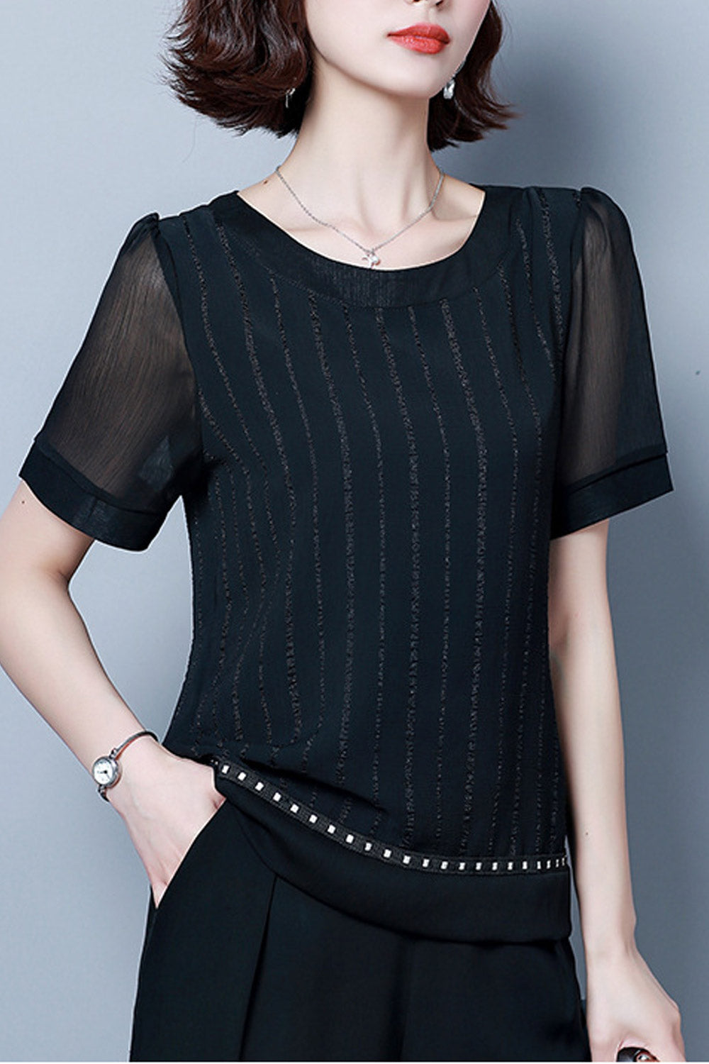 Women Short Sleeve Designed Hem Chiffon Shirt