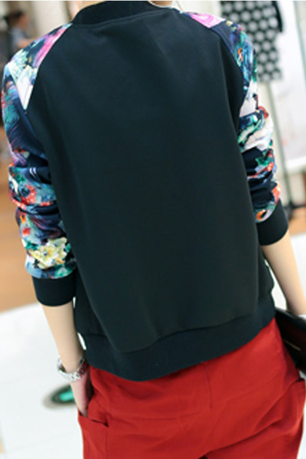 Women Classy Button Closure Floral Printed Jacket