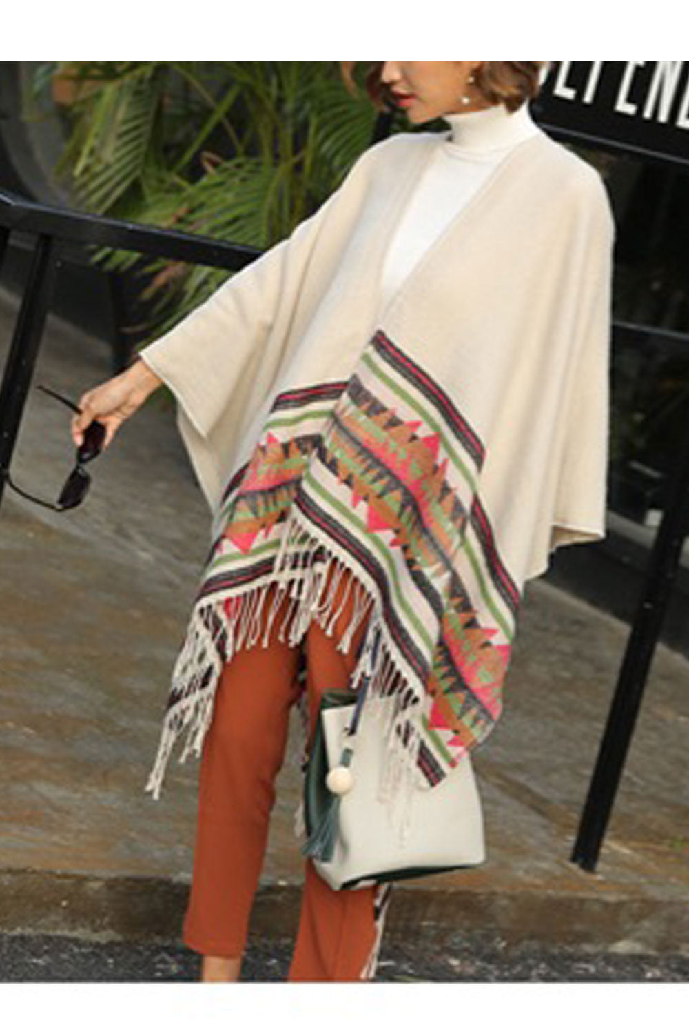 Women Comfortable Tassel Decorated Warm Shawl