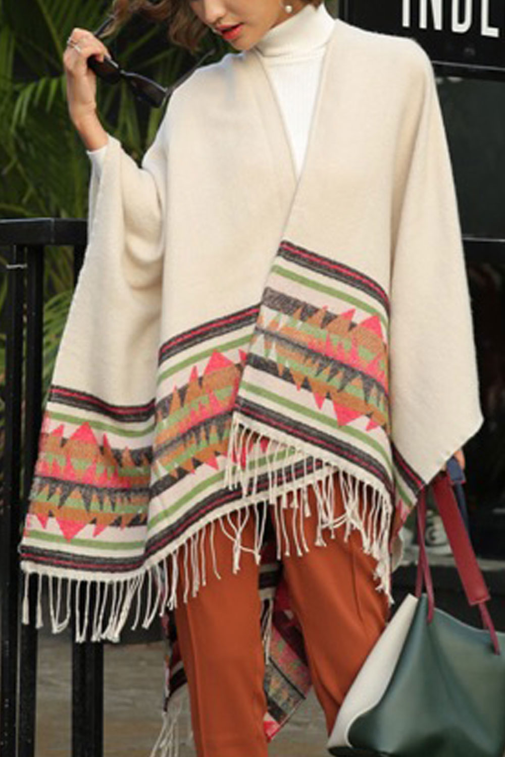 Women Comfortable Tassel Decorated Warm Shawl