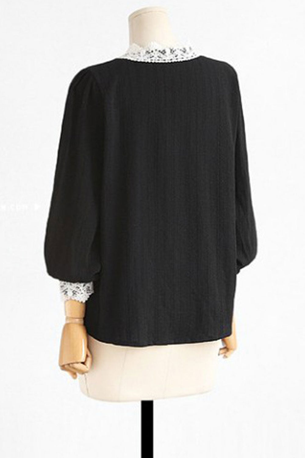 Women lovely Lace Decorated V Neck Long Sleeve Top