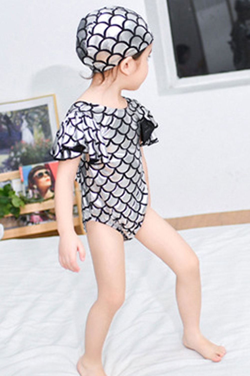 Baby Girls One Piece Fish Scale Pattern Ruffled Sleeve Swimwear