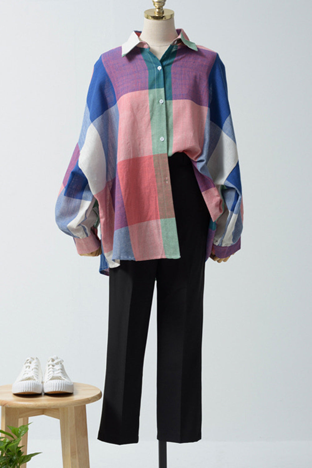 Women Long Loose Sleeve Button Closure Shirt