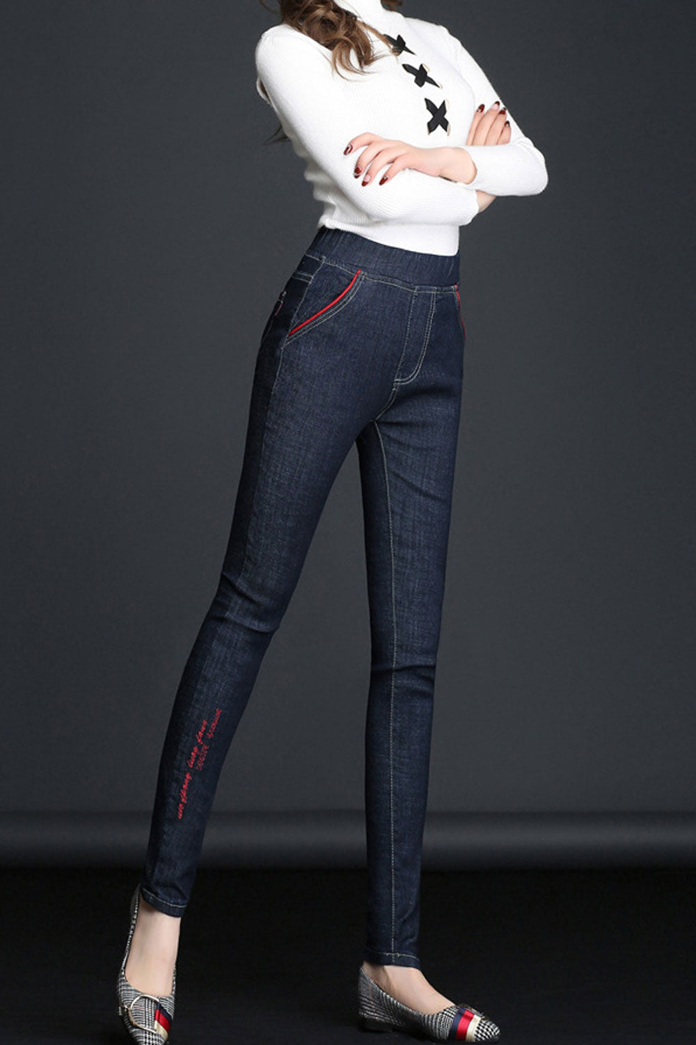 Women Elastic Waist Slim Jeans